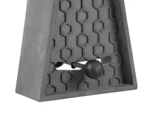 honeycomb-pendulum-beton-asztali-ora-sotetszurke-inga