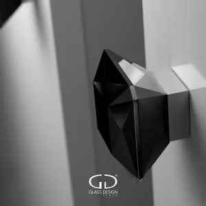 diamond-q-fekete-kristaly-uveg