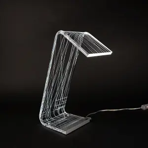C-Led akril kristály asztali lámpa vonal mintás közepes